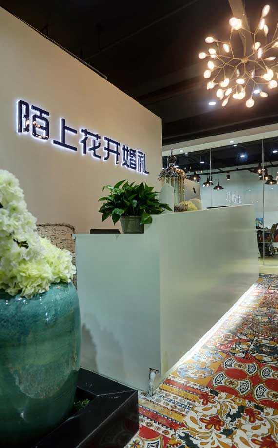 不銹鋼發(fā)光字的生產(chǎn)工藝和特點介紹(圖2)