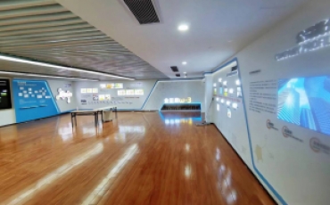 金亞麻現(xiàn)代科技展廳文化墻制作