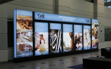 燈箱廣告制作：點(diǎn)亮您的品牌宣傳之路